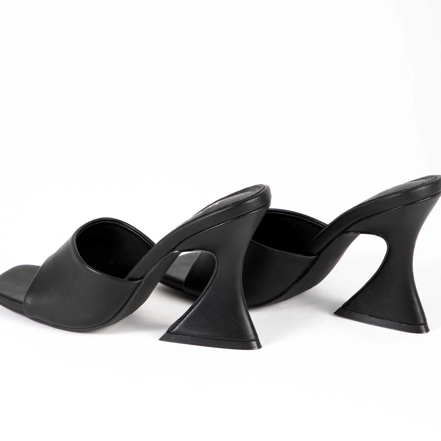 RAID Amantha Heeled Mule In Black - Image 5