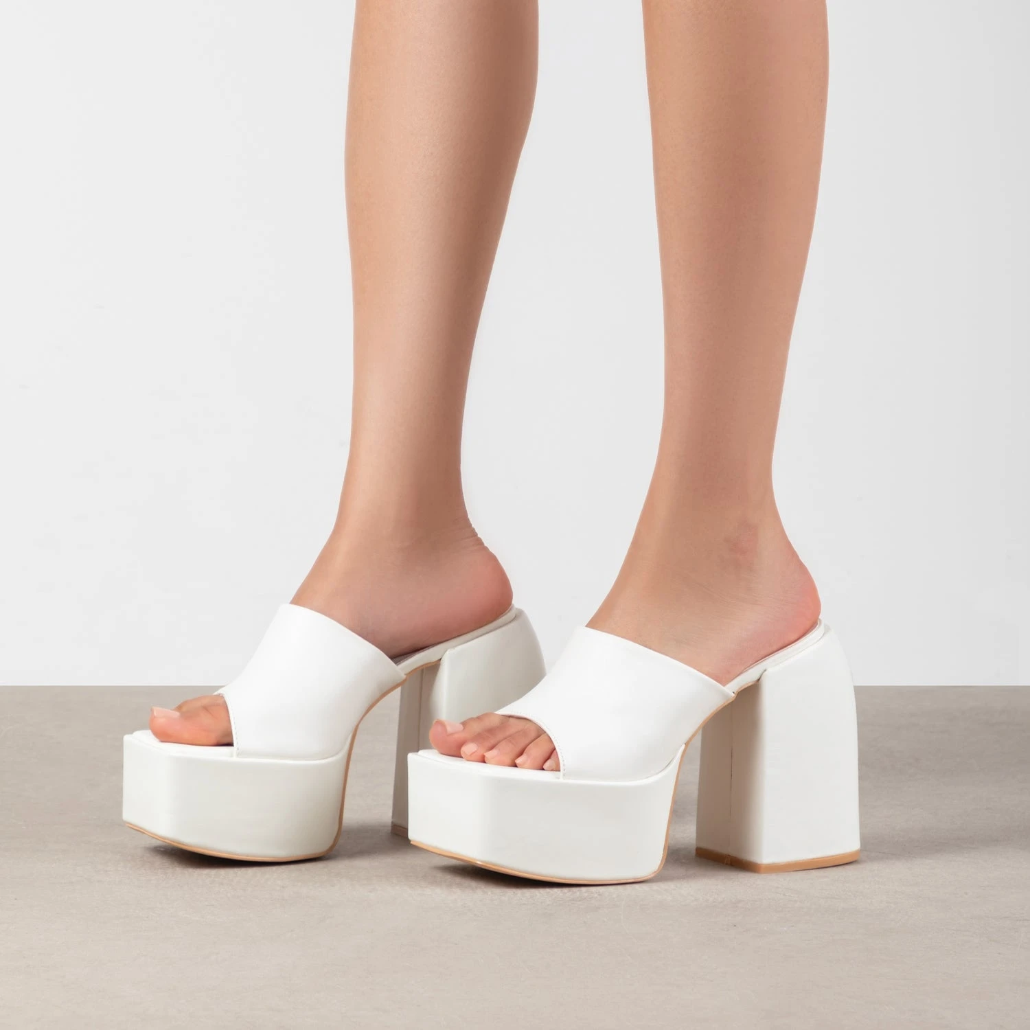 RAID Bina Platform Heeled Mule In White - Image 2
