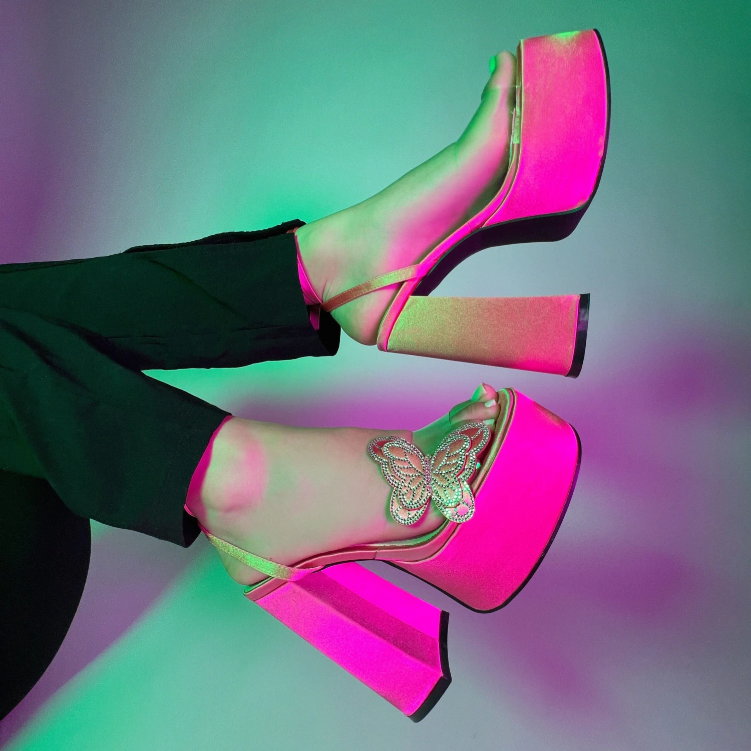 RAID Elizah Platform Butterfly Heel In Pink - Image 2