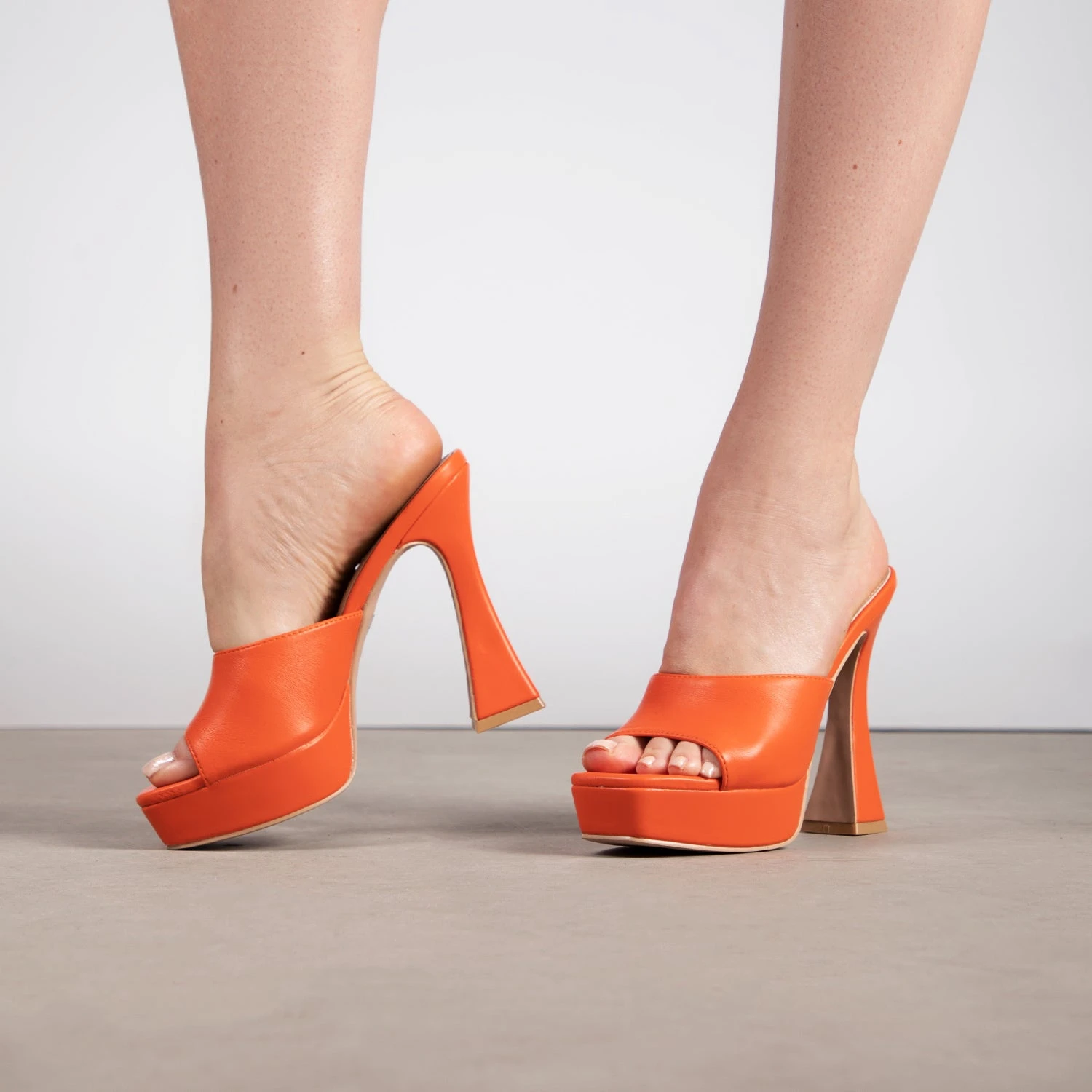 RAID Estee Platform Mule In Orange - Image 3