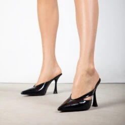 RAID Kinsley Heeled Mule In Black Holographic