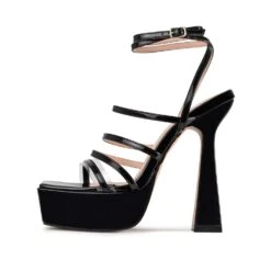 RAID Mishka Platform Heel In Black