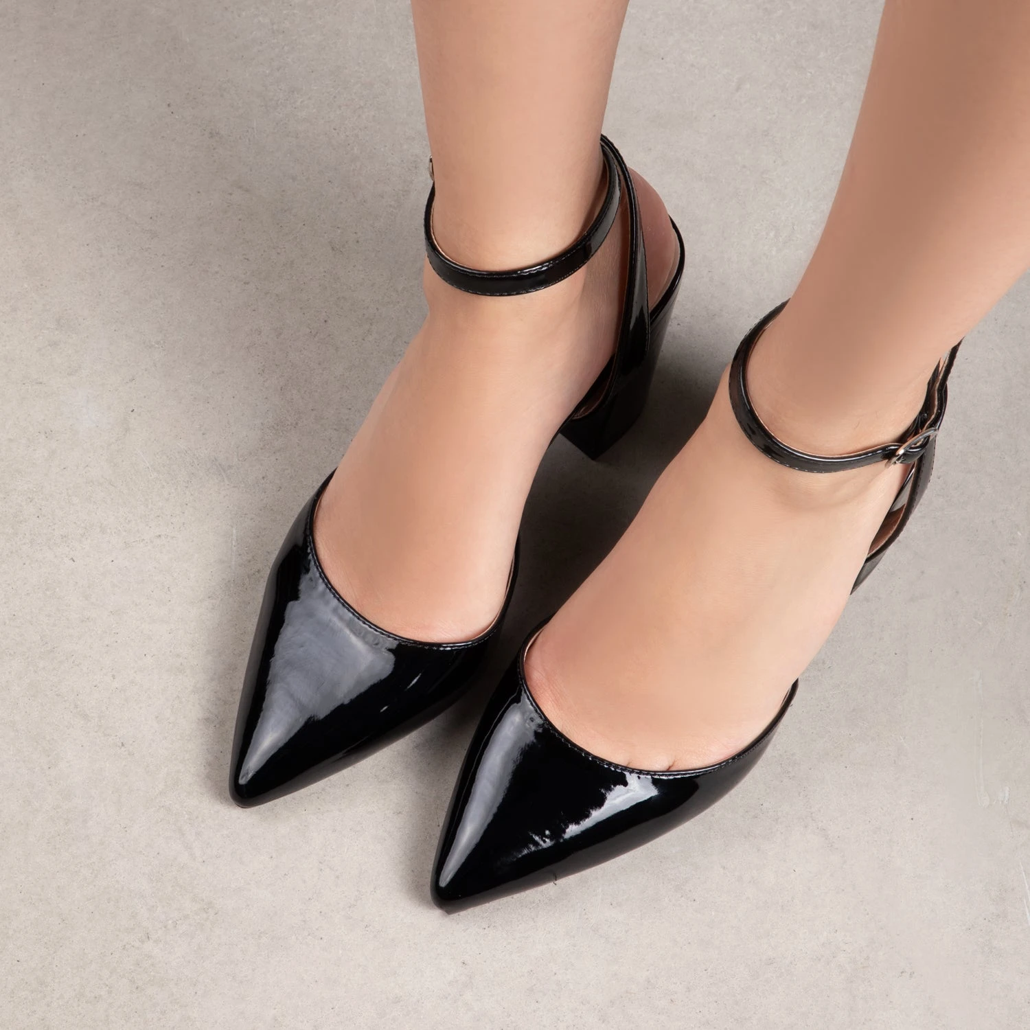 RAID Neima Block Heel Pumps In Black - Image 3