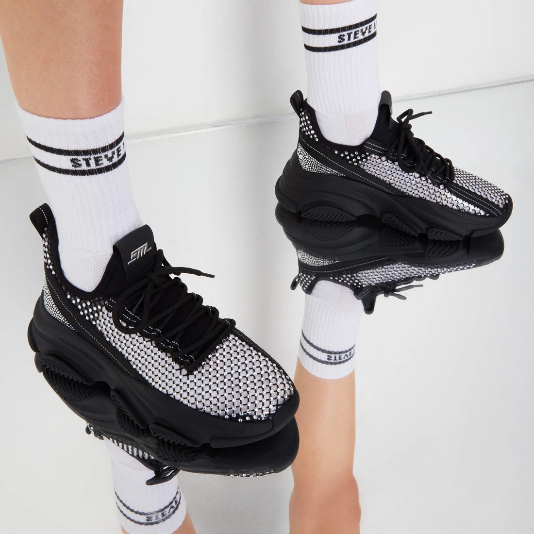 PHANTOM BLACK - Image 9