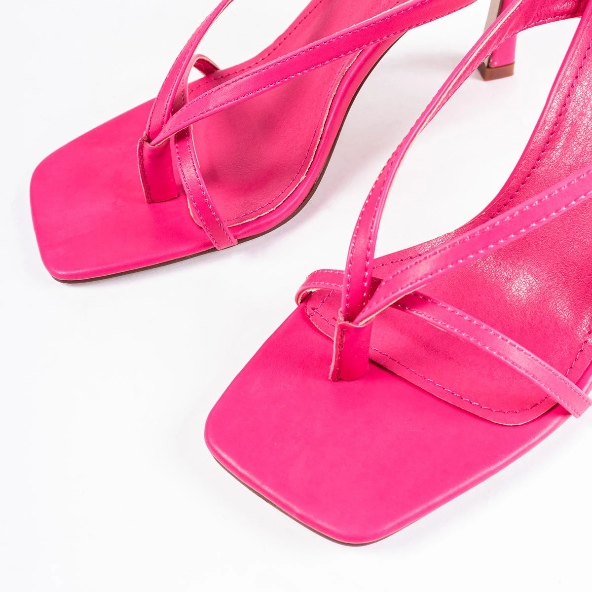 RAID Meeka Square Toe Post Sandal In Pink - Image 2