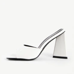 BEBO Kyrah Heeled Mule In White